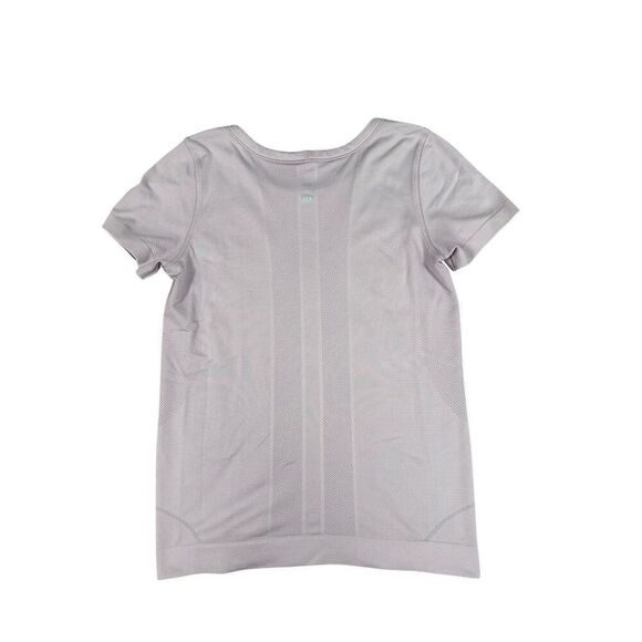 Lululemon Swiftly Relaxed Short-Sleeve Shirt Hip Length Tee Light Purple Size 6 - Picture 3 of 6